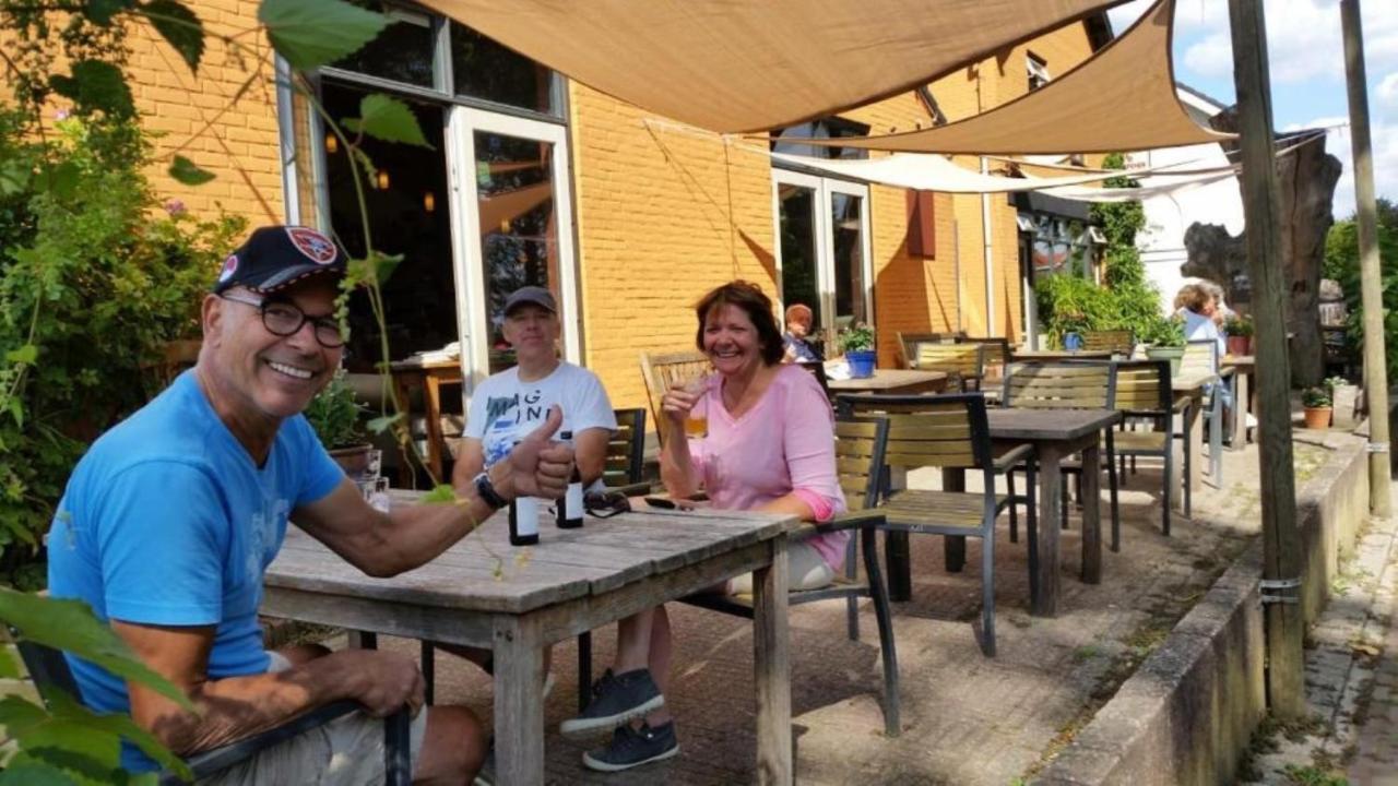 Gezinskamer Van Waard Van Kekerdom Eksteriør bilde